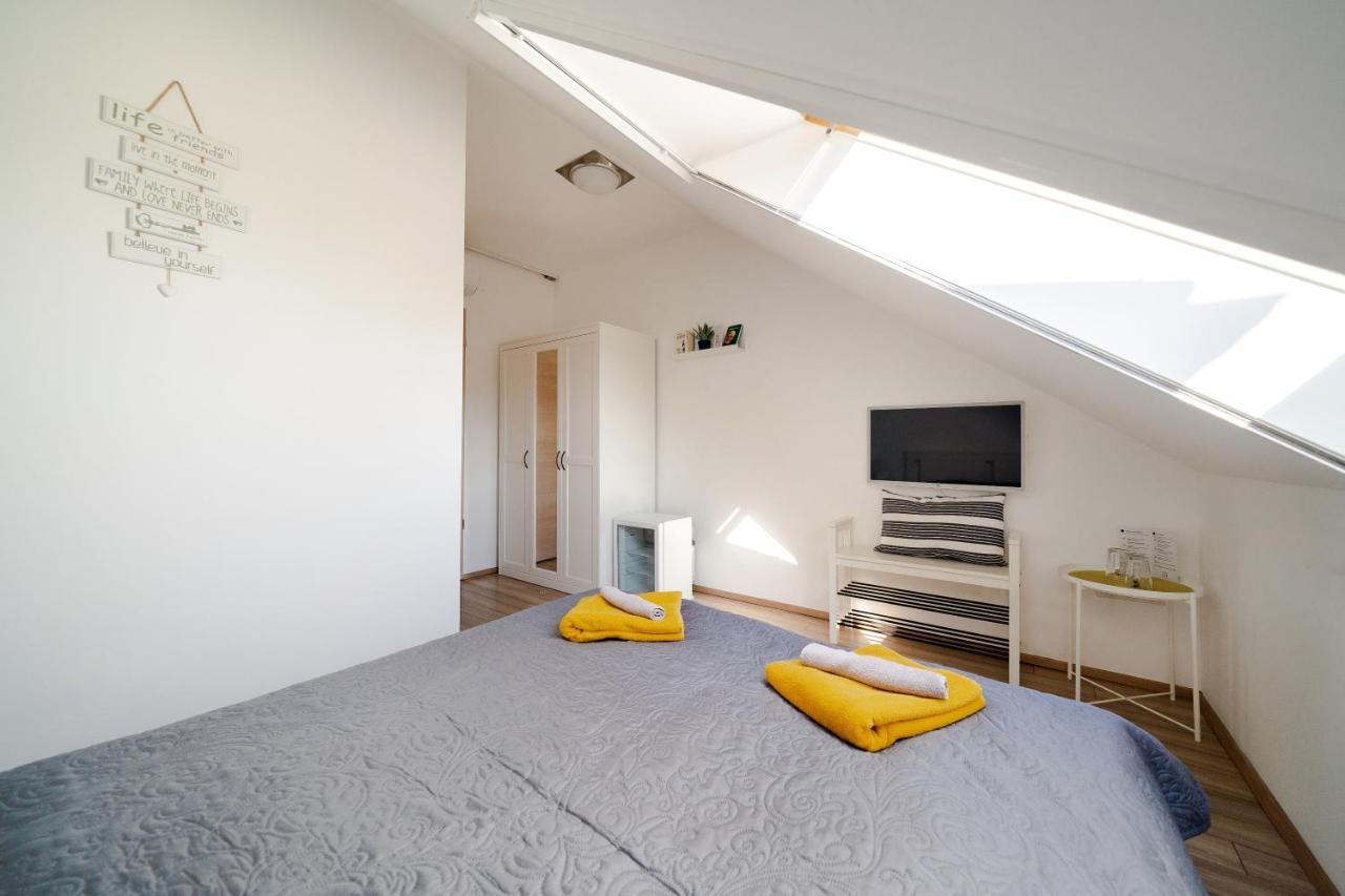 Guba Vendeghaz Bed & Breakfast Győrújbarát Dış mekan fotoğraf